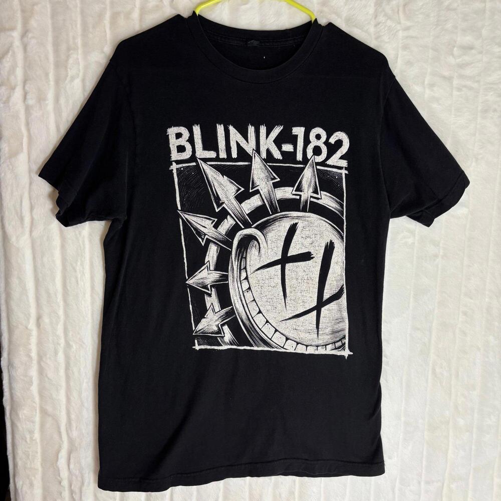 Blink 182 Tour 2017 Band Tee Graphic Black White Medium M